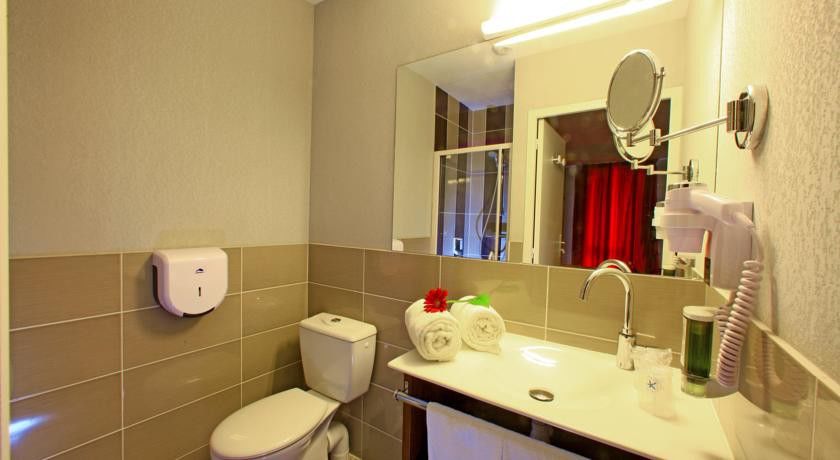 The Originals City, Hotel Albizia, 사흘라 라 카네다 외부 사진